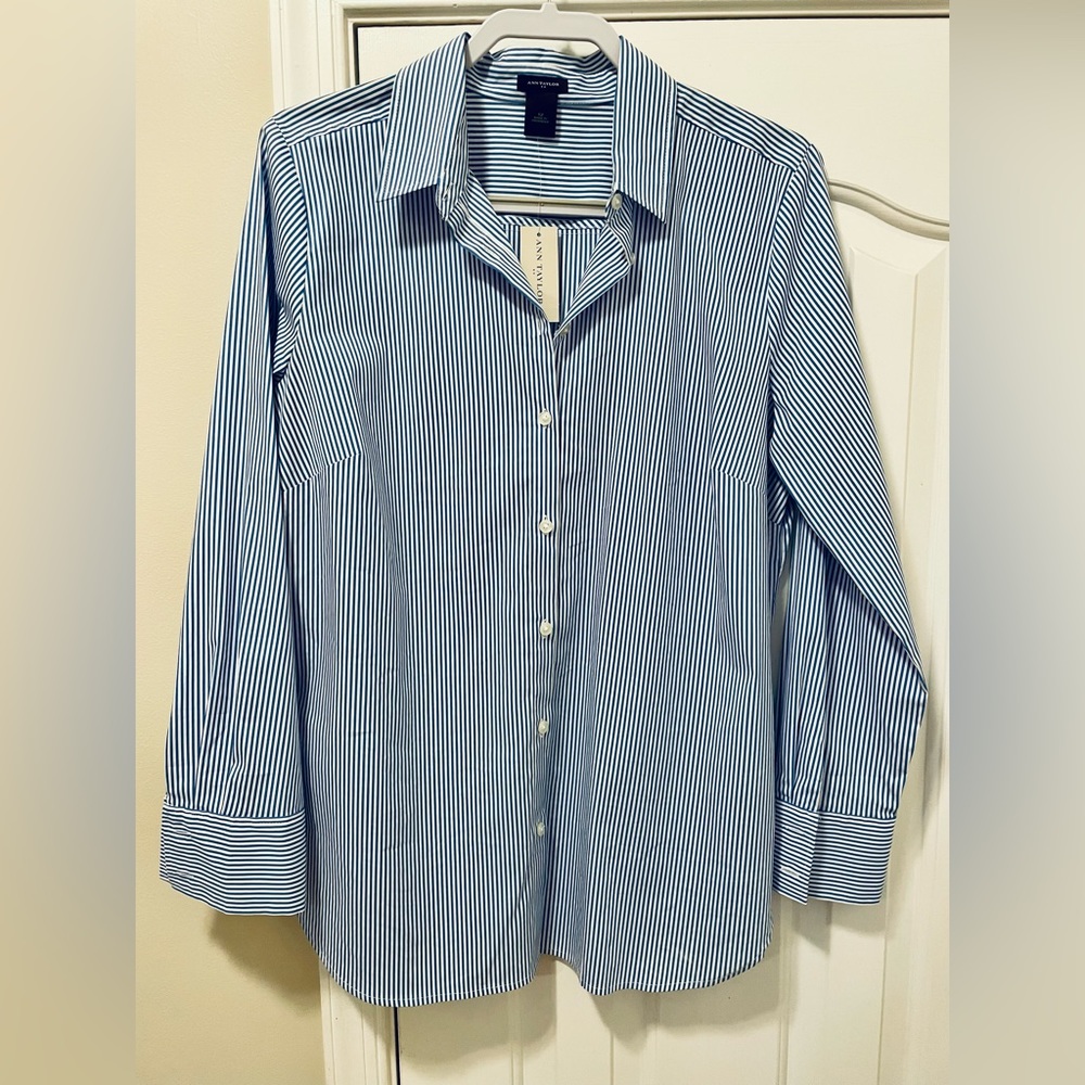 Ann Taylor striped navy/white long sleeve button down NWT size 12